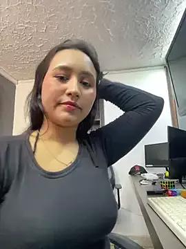 CasseyRosse from StripChat