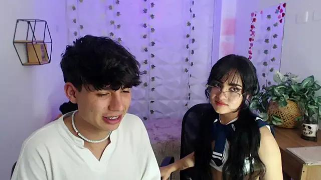 Cassie_and_Jonah from StripChat is Freechat