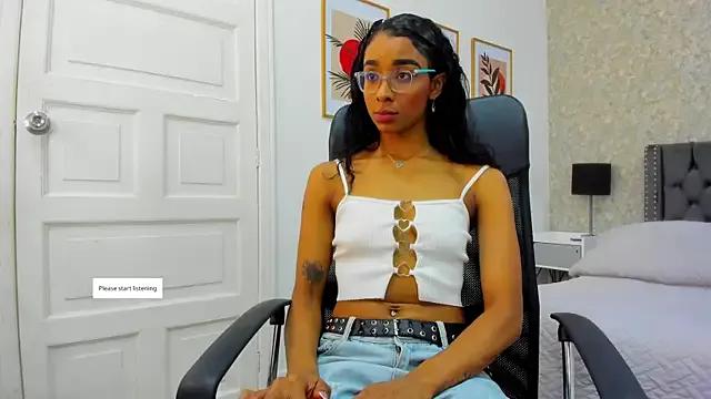 Cataleya_Wayne from StripChat is Freechat