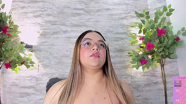 Freechat Celeste_Mcs_ on StripChat