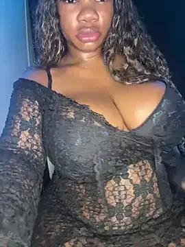 Freechat CharismaaBanx on StripChat