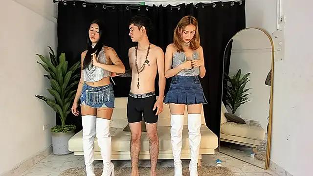 Freechat charminglovers__ on StripChat