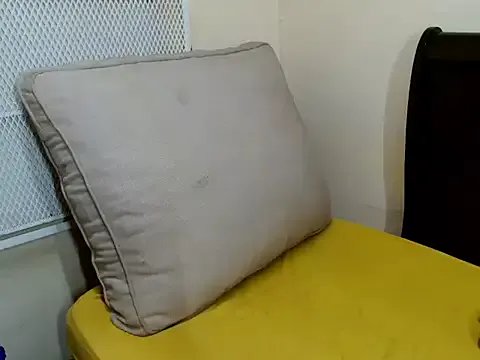 CheezePopcorn on StripChat 