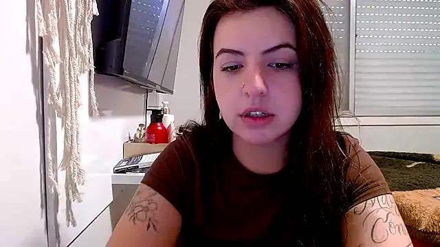 StripChat chelbyy is Freechat chelbyy — mostrar os seios