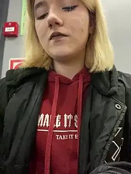 Cherry___Blossom from StripChat is Freechat