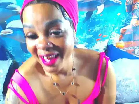 Cherrybootyjoy from StripChat is Freechat