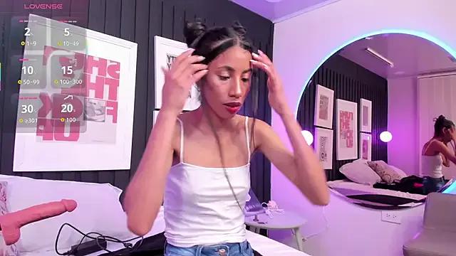 Freechat chiara_evanns on StripChat