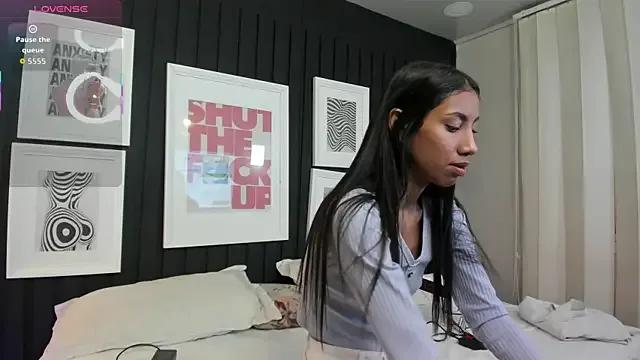 Freechat chiara_evanns on StripChat