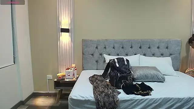 ChloeShine_ from StripChat is Freechat