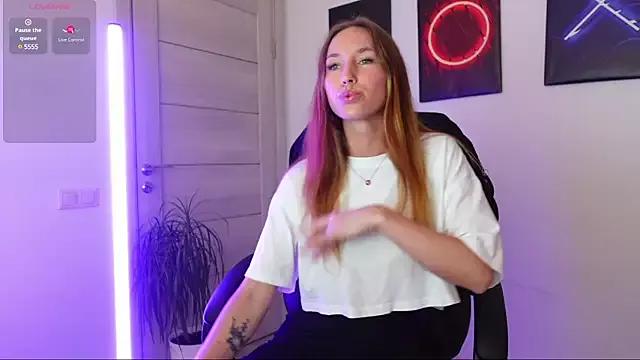 Clara_Storms from StripChat is Freechat