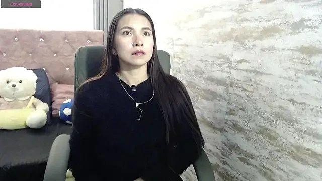 Freechat Cloe16_ on StripChat