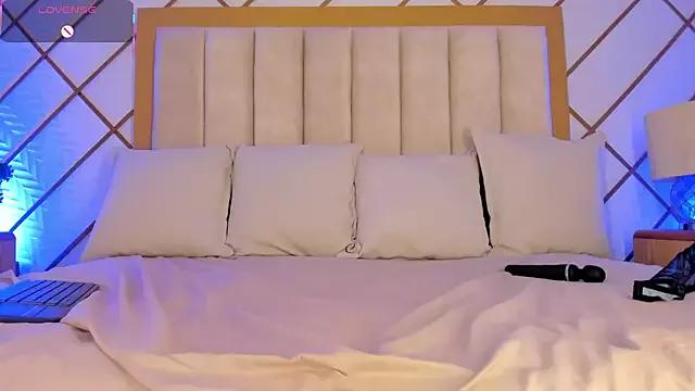 cocoamore from StripChat