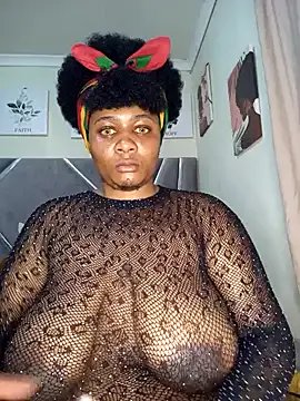 CocoBootyyy on StripChat