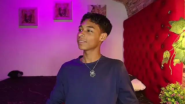 CoffeNaughty_nom on StripChat 