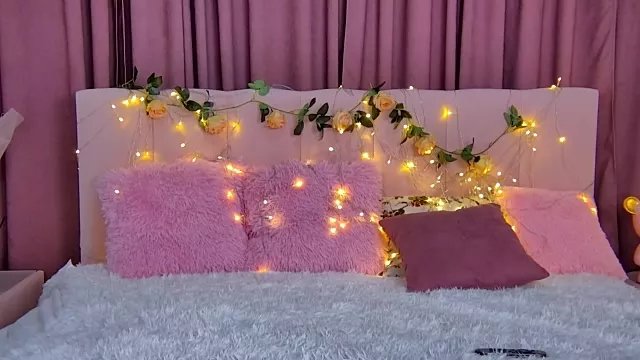 Private Cosmic_Sia on StripChat