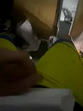 coupleamateurfun23 from StripChat is Freechat