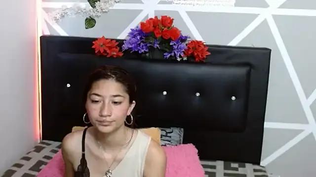 COZY7COUPLE from StripChat is Freechat