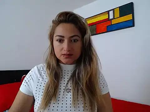 cristal-spicy from StripChat is Freechat