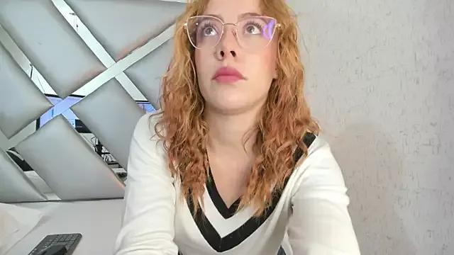 CRISTALEVANS_VC from StripChat