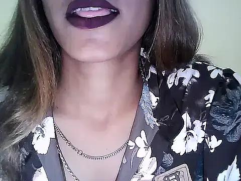 cute-Saara from StripChat is Freechat
