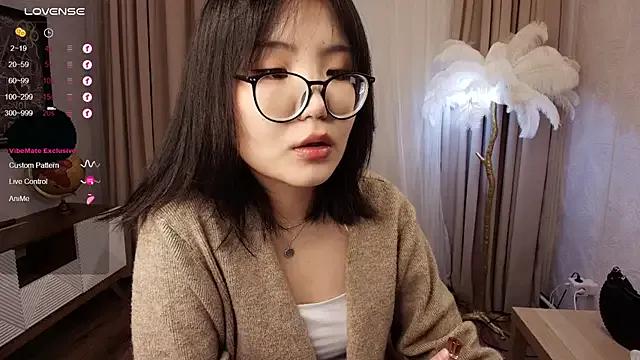 CutiErika from StripChat is Freechat