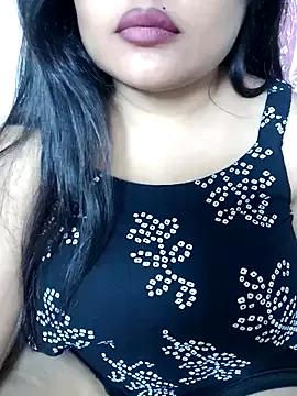 Cuty-Lina on StripChat