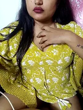 Cuty-Lina on StripChat