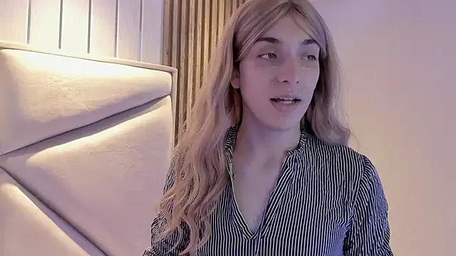 DaimondTi from StripChat is Freechat
