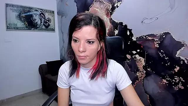 DanaaRey from StripChat