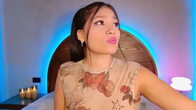 Dani_leon_ from StripChat is Freechat