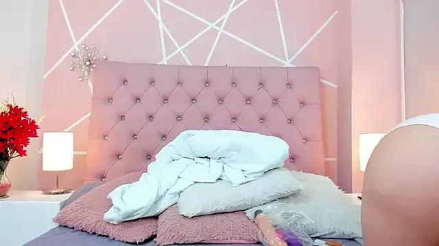 Danielaa_Soto from StripChat is Freechat