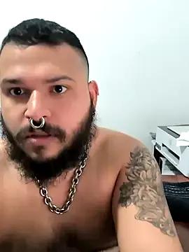 DannyBearrr from StripChat is Freechat