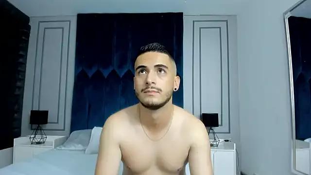 DarlyHooper_ from StripChat is Freechat