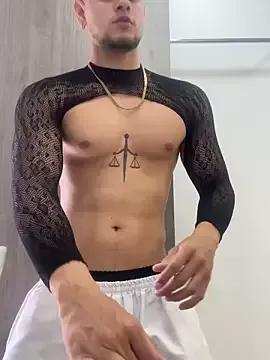 DaviesBrown from StripChat is Freechat
