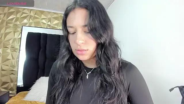 dayra_angels from StripChat is Freechat