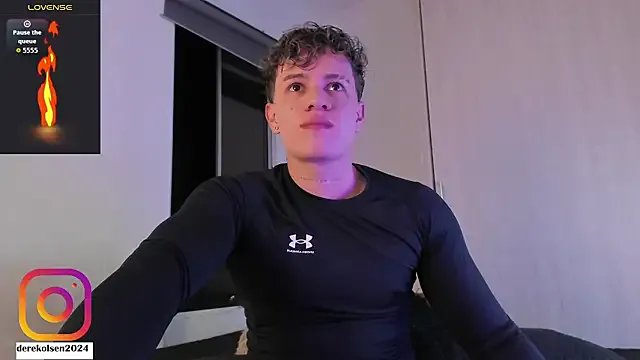 Freechat DerekOlsen on StripChat