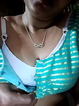 DESI_WIFEE from StripChat is Freechat
