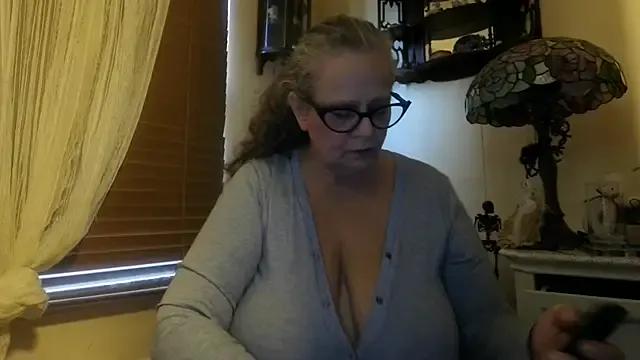 Avatar of DestineeLoverGirl