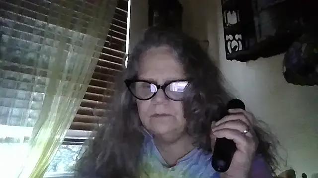 DestineeLoverGirl — Get naked