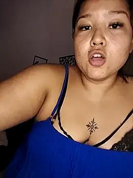 DianaGom from StripChat is Freechat