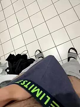 Dicksxd from StripChat is Freechat
