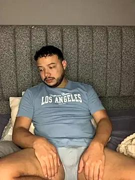 Dimitri_colins from StripChat is Freechat