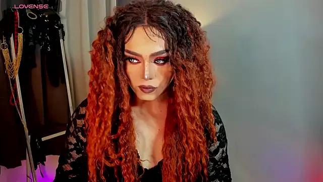DominaAurumXXX from StripChat is Freechat