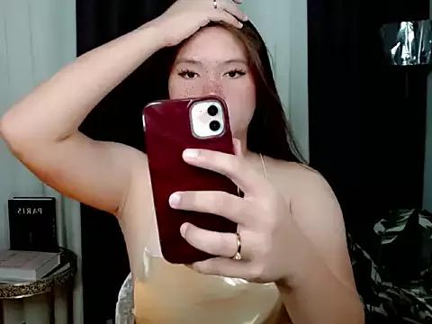 donna_leighTs from StripChat is Freechat