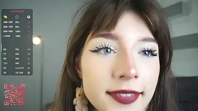 DreamyDaisy from StripChat is Freechat