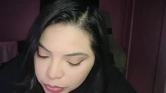 Freechat drizzypeach602 on StripChat