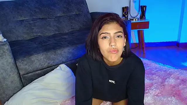 Freechat Dulce_Bella_ on StripChat