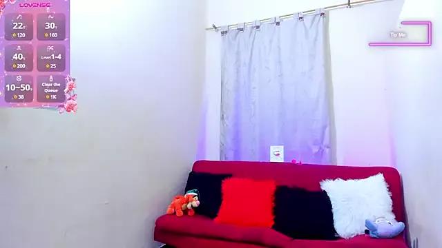 dulcee_bella_ from StripChat is Freechat