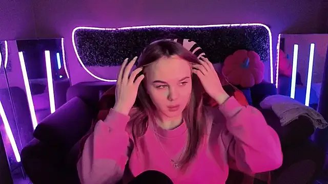 Private Dyna_bae on StripChat