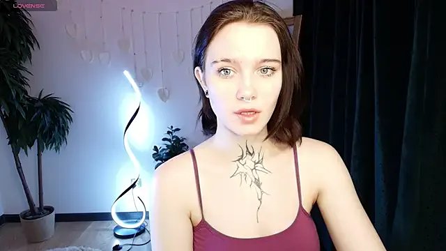 Freechat Elastikisss on StripChat